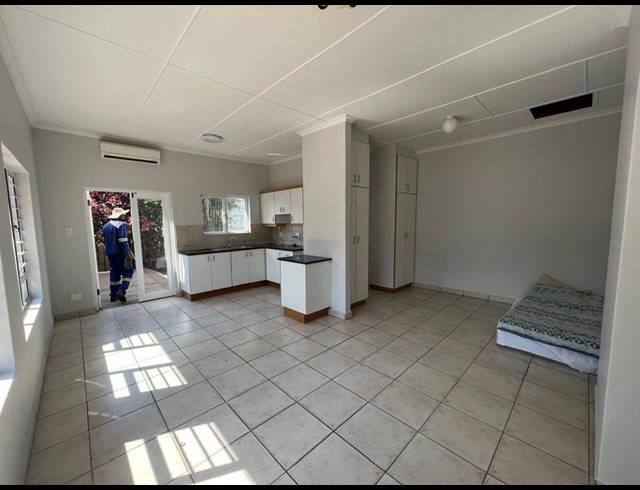 4 BEDROOM PROPERTY TO RENT IN LA LUCIA